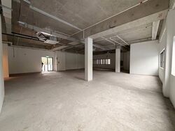 Clavon (D5), Retail #596881971